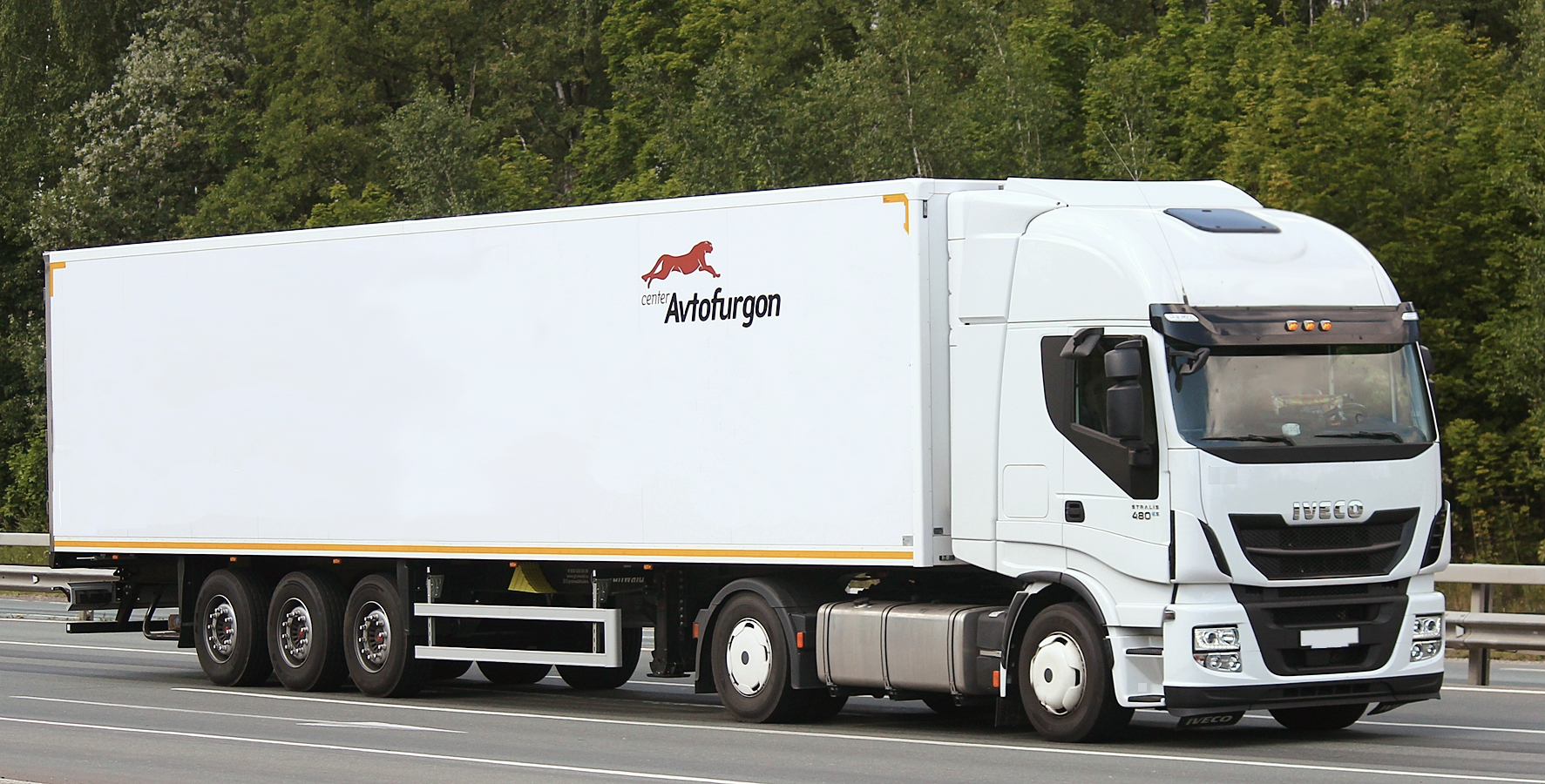 Грузовой рефрижератор IVECO Stralis: обзор автомобиля и технические характеристики